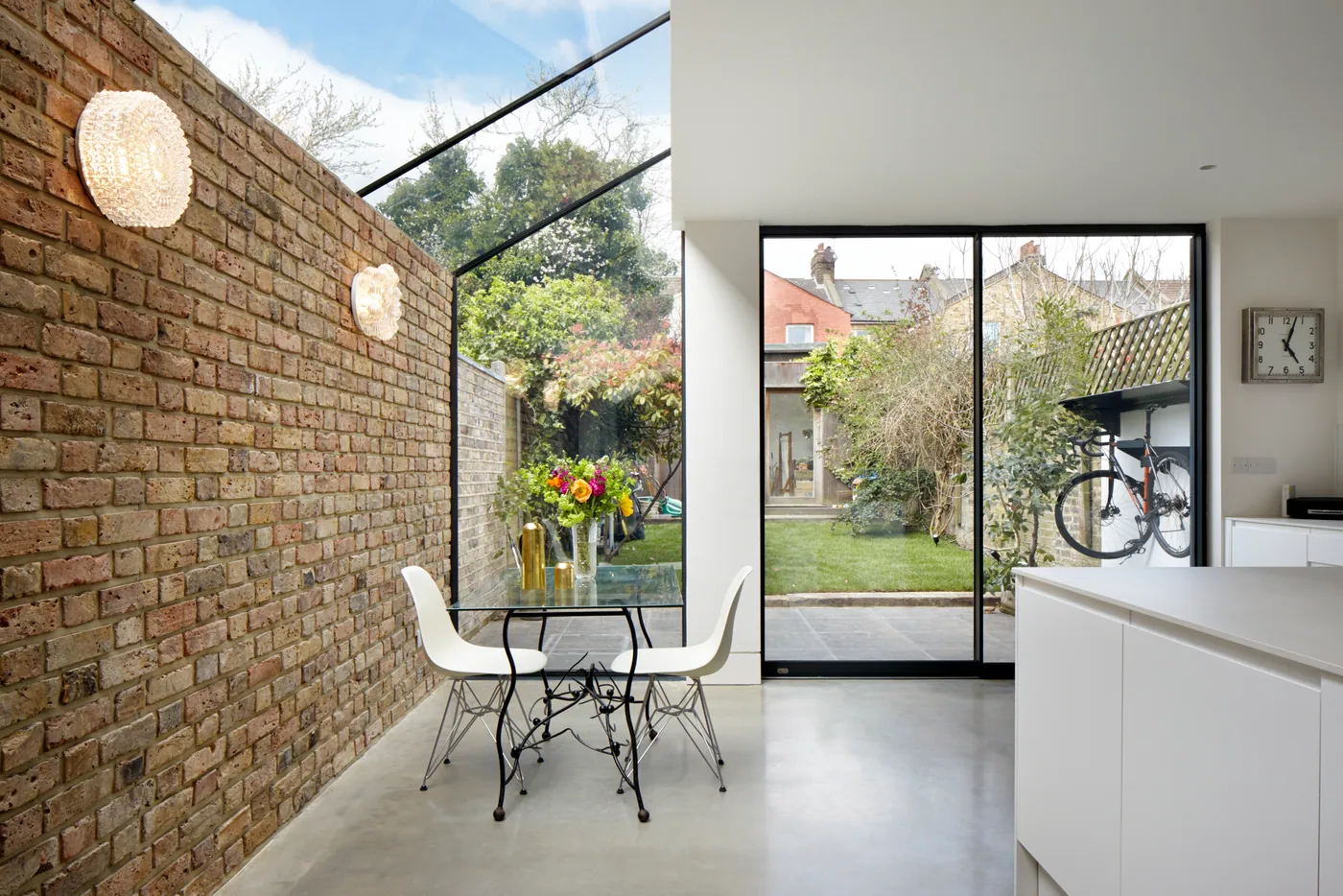 Burrows Road sliding doors, rooflights project in London